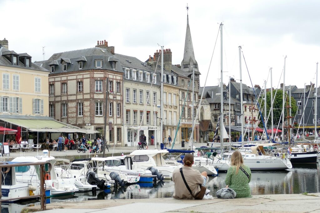 Conciergerie à Honfleur : le Vieux Bassin et ses maisons